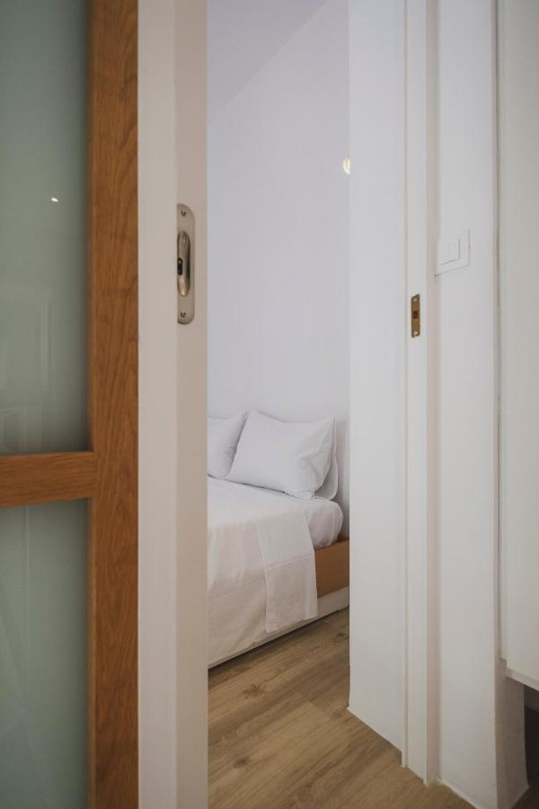 Hidden Gem In Center, Steps To Venetian Town Apartamento